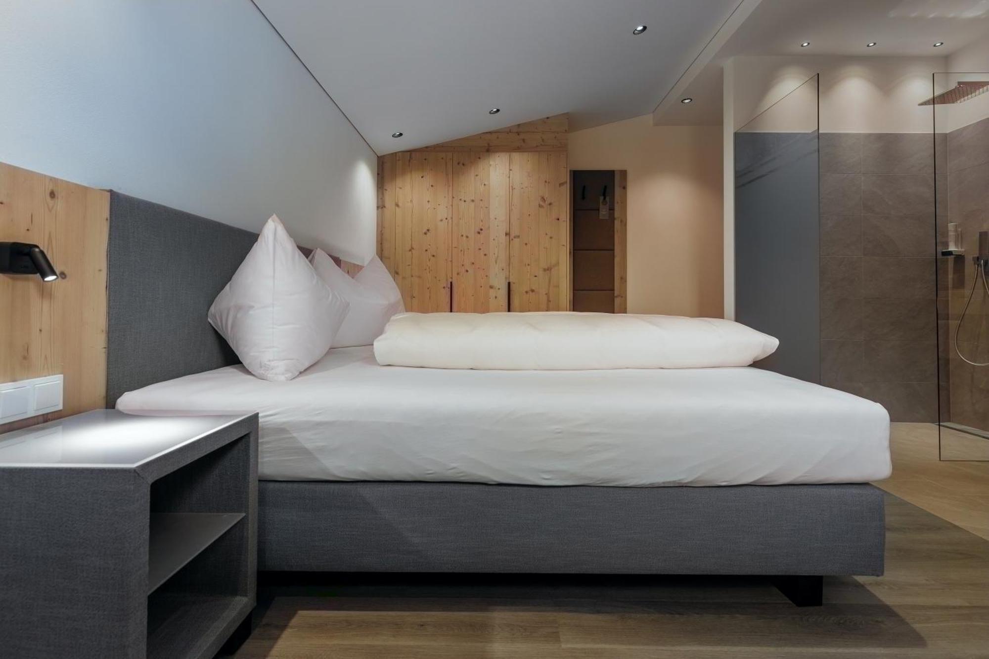 Hotel Alpenrose St. Valentin auf der Haide Exterior foto